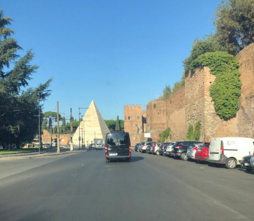 TaxiOne
